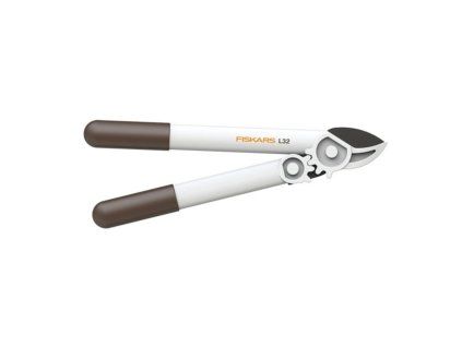 nuzky na silne vetve fiskars powergear l32 bile
